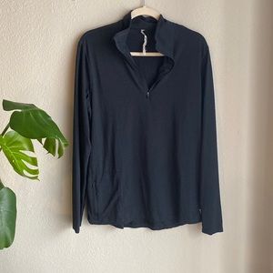 Vuori Men’s half-zip